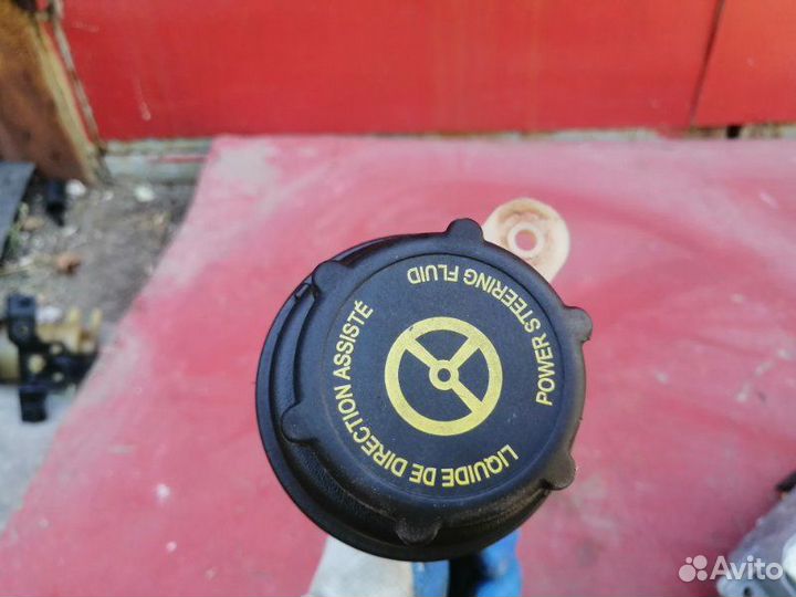 Бачок гидроусилителя Ford Focus 2 hwda 2006