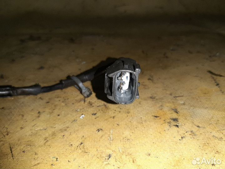 Датчик положения коленвала Toyota Wish ANE10G