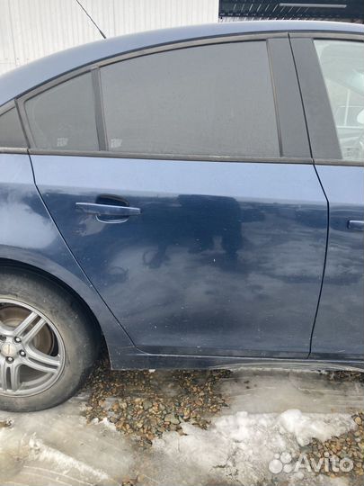 Задняя правая дверь Шевроле Круз J300 седан