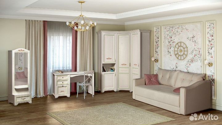 Шкаф с зеркалом в детскую