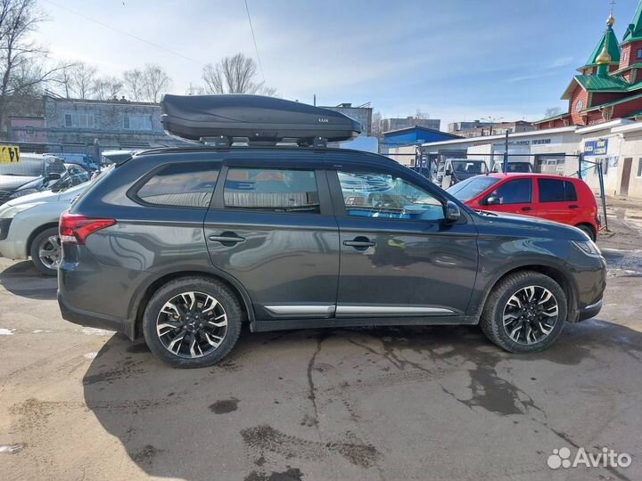 Багажник бокс на крышу Mitsubishi Outlander