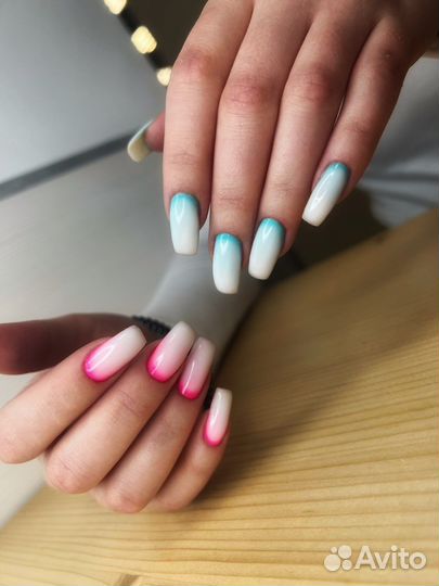 Модель на маникюр и педикюр