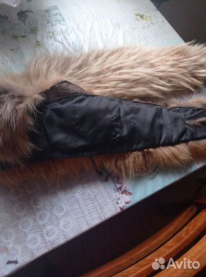 Меховой воротник чернобурка