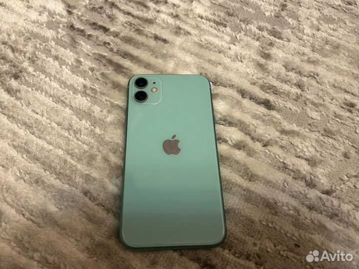 iPhone 11, 64 ГБ
