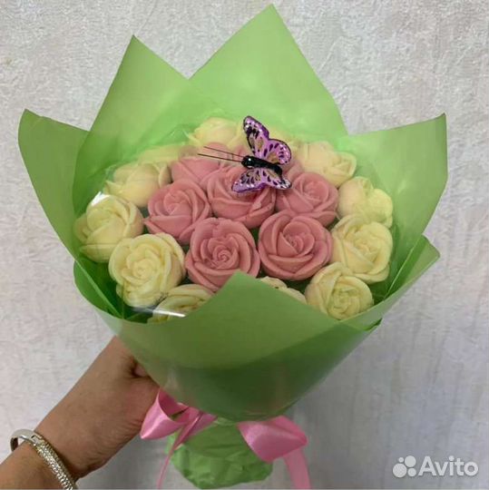 Букеты из шоколадных роз