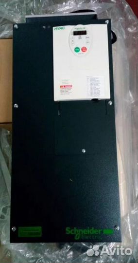 Преобразователь Schneider Electric ATV212HD45N4