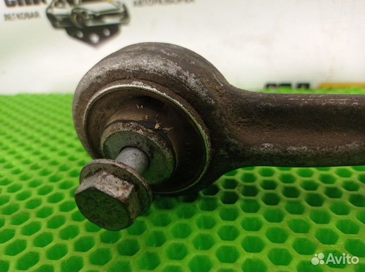 Рычаг передний верхний правый задний R