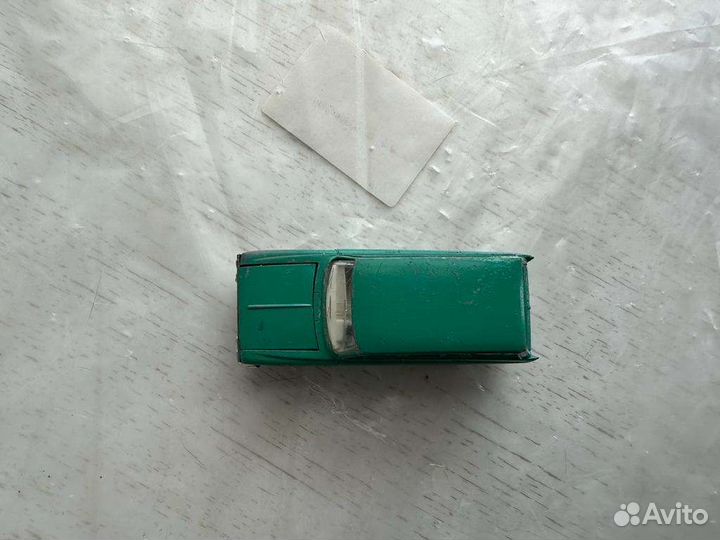 Модель автомобиля москвич 427 СССР