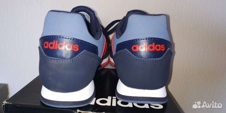 Кроссовки Adidas 8K EE8182 новые р.44