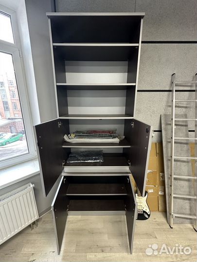 Шкаф двустворчатый + столы