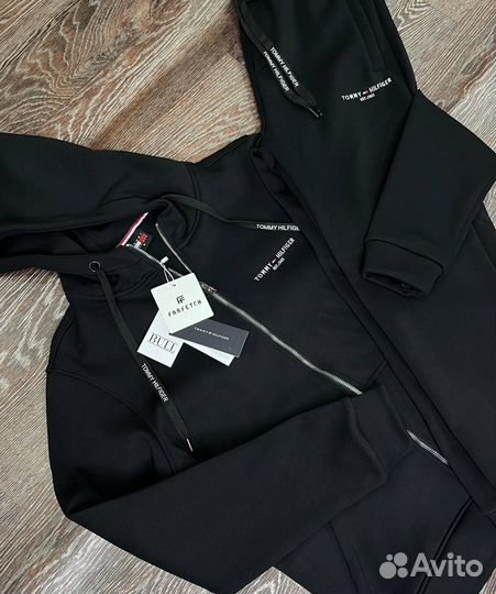Теплый костюм Tommy Hilfiger для активных