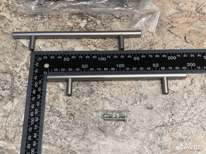 Мебельные ручки