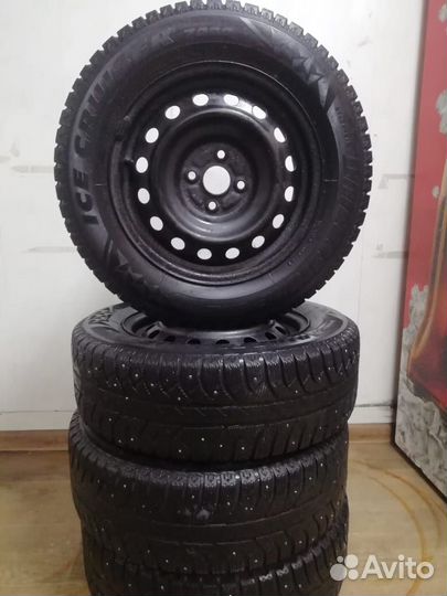 Bridgestone Ice Cruiser 7000 195/65 R15