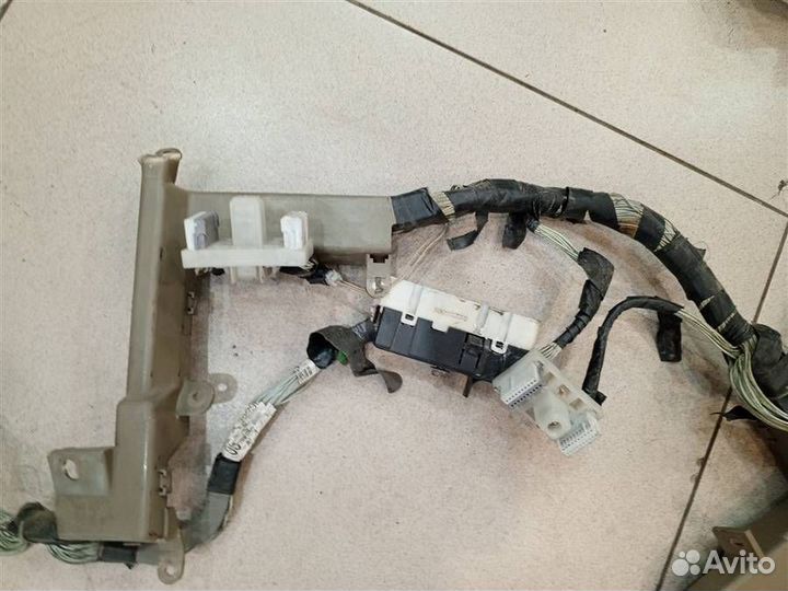 Проводка форсунок Toyota Land Cruiser 100 1998-20