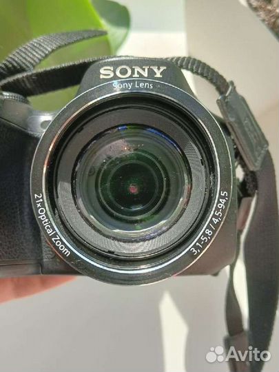 Фотоаппарат Sony DSC-H100