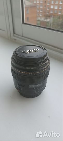 Объектив canon 85mm 1.8