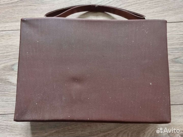 Чемоданчик