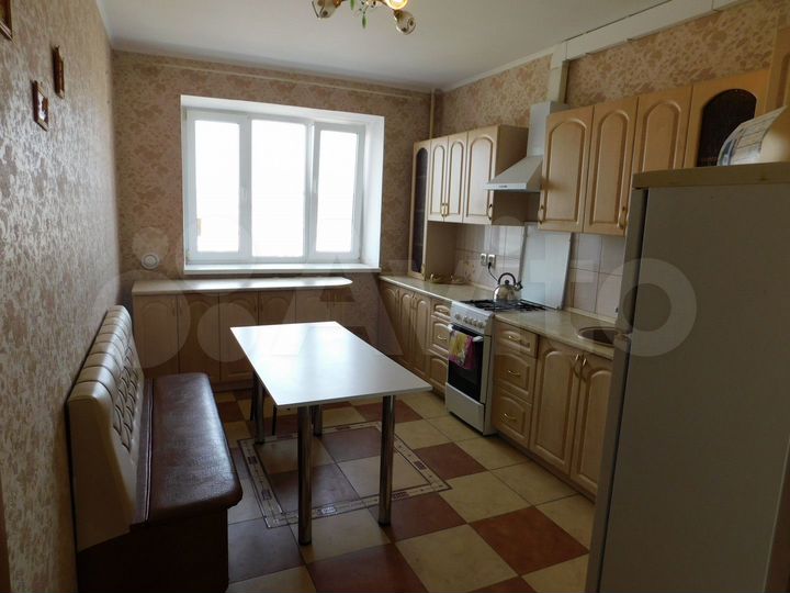 2-к. квартира, 63 м², 8/9 эт.