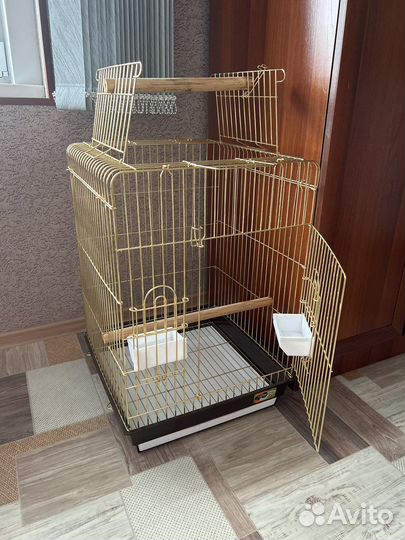 Клетка для крупного попугая