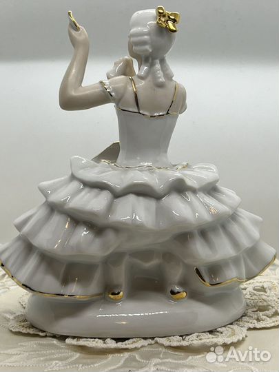 Статуэтка балерина с зеркальцем