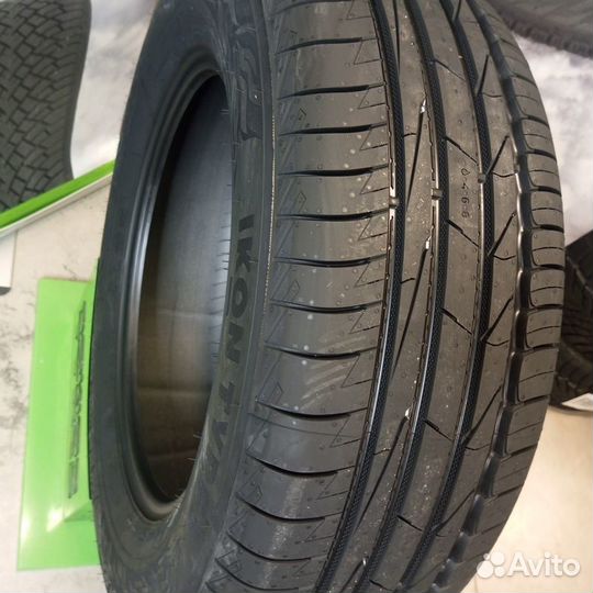 Ikon Tyres Autograph Aqua 3 SUV 235/65 R17 108