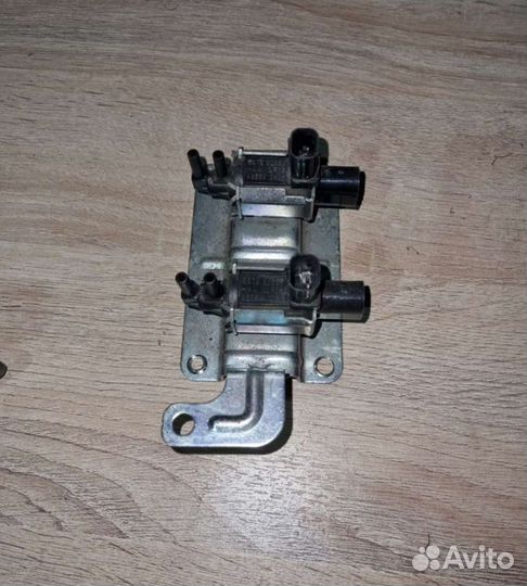 Клапан управления заслонками MCR