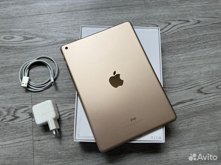 Apple iPad 5 поколения, 128 гб, золотой