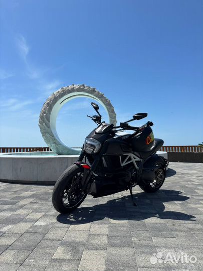 Ducati Diavel Carbon 2014