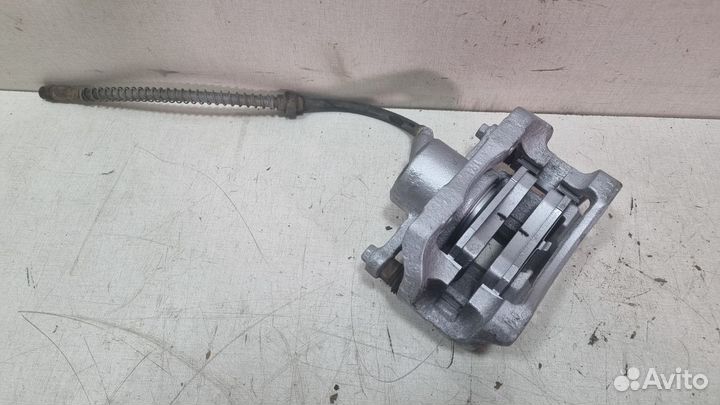 Суппорт тормозной передний правый peugeot 301 13