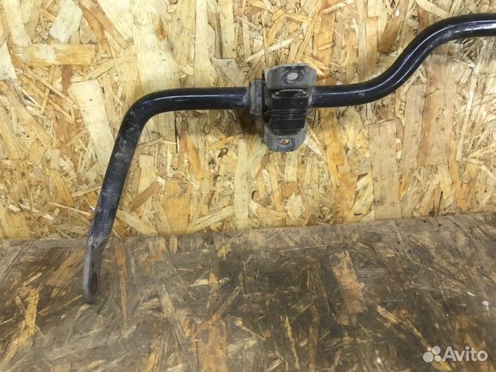 Стабилизатор поперечной устойчивости задний