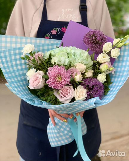 Букет большой гигант из цветов с доставкой