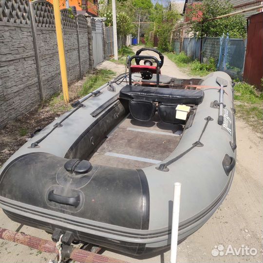 Лодка River boats 370
