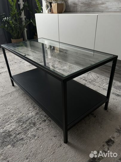 Журнальный столик IKEA