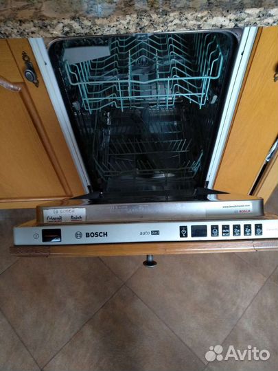 Bosch модель SRV 55T13 EU 45 см