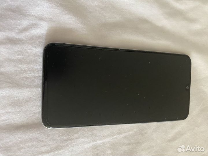 Samsung Galaxy A40, 4/64 ГБ