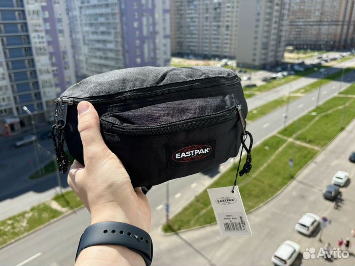 Сумка мессендежр поясная Eastpak