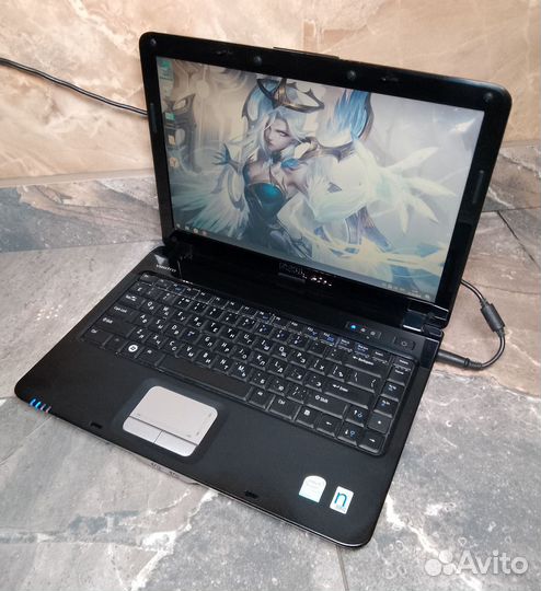 Классный Dell Vostro 1015