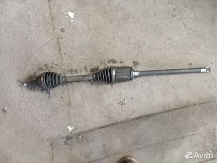 Привод передний правый оригинал X5 e70