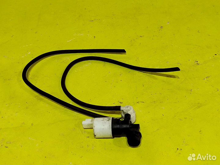 Моторчик бачка омывателя Пежо 308 Ситроен С4 B7