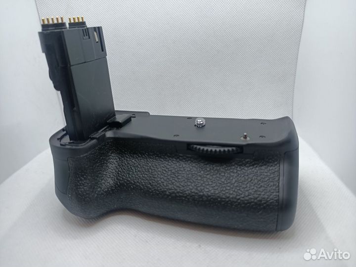 Батарейный блок Canon BP-60D