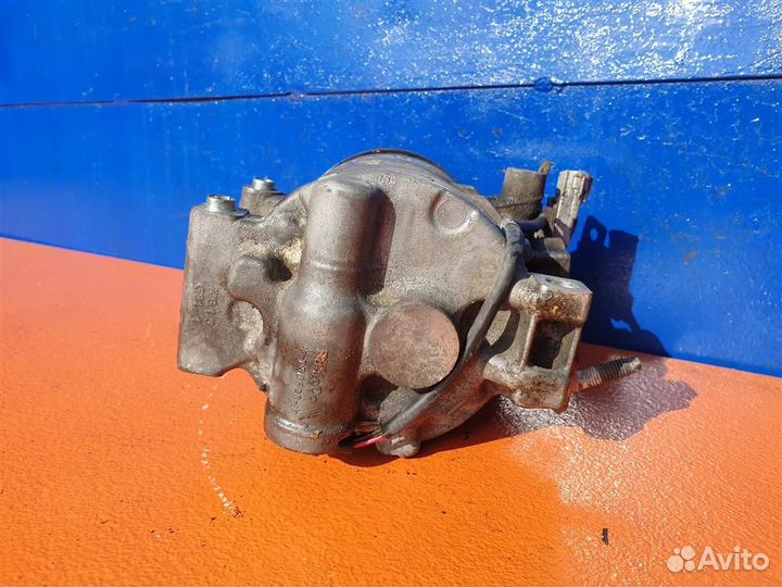 Компрессор кондиционера Ford Focus 3 2,0 5291853