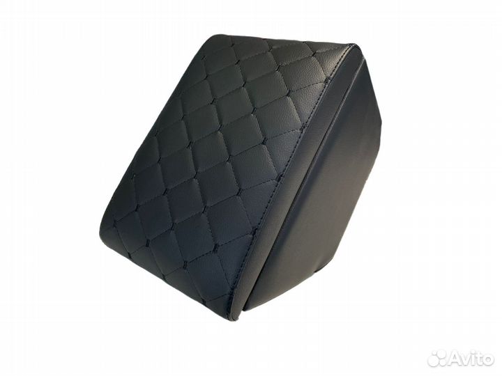 Подлокотник Skoda Octavia A7 (с 13) ромб черный