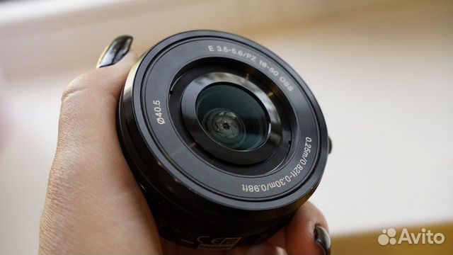 Sony E PZ 16-50 мм F3.5-5.6 OSS