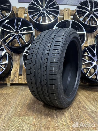 Triangle Sports TH201 275/30 R20 97Y