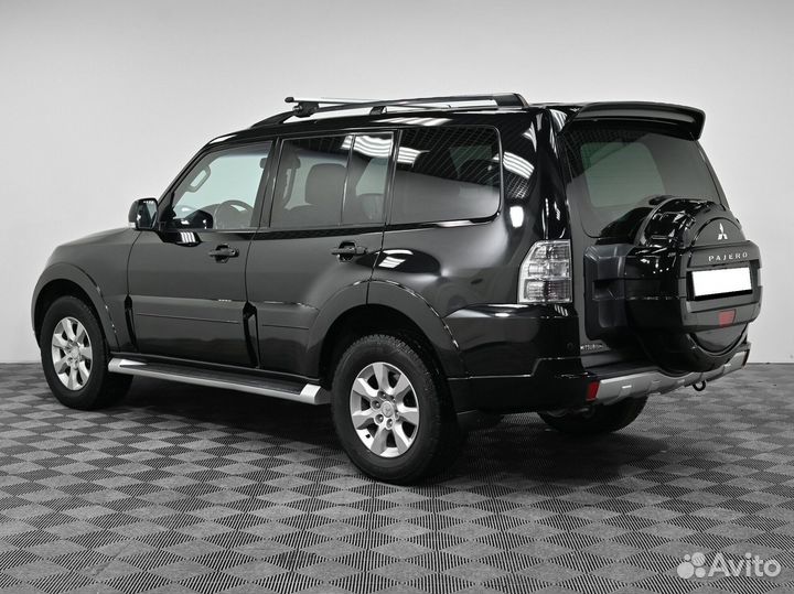 Mitsubishi Pajero 3.2 AT, 2012, 113 425 км