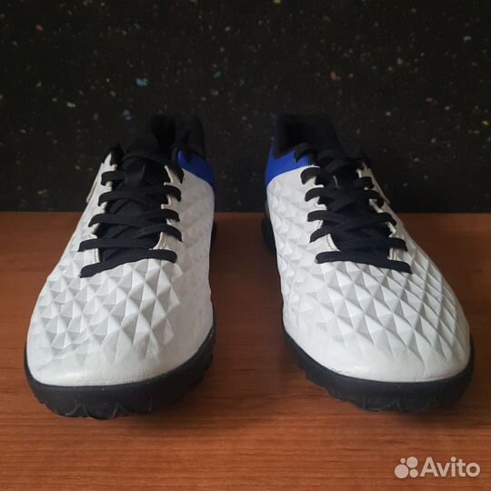 40.5) Бутсы / Сороконожки Nike Tiempo Legend 8