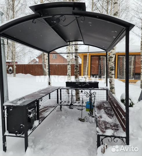 Беседка с мангалом