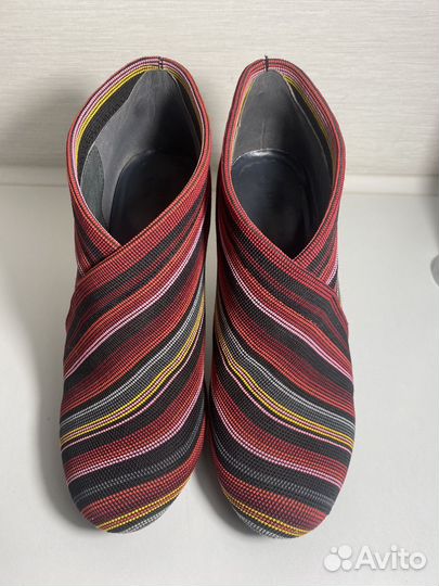 Ботинки женские 37 размер