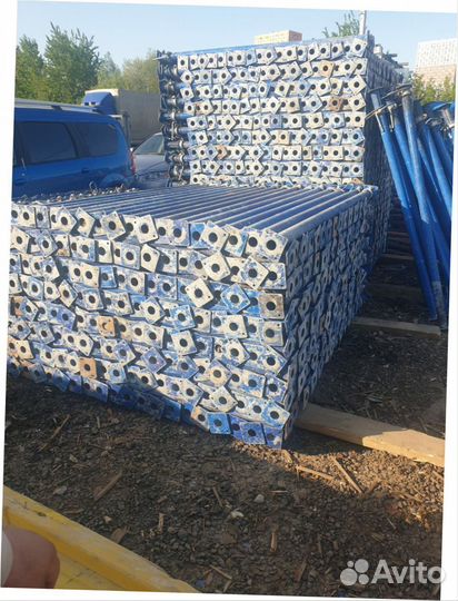 Стойка телескопическая 4.2м