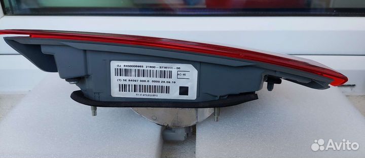 Фонарь задний внутренний левый Лада Веста